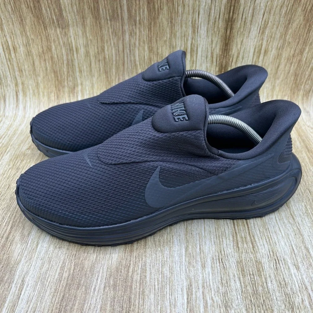 Nike Revolution 8 EasyOn Men's Size 10.5 Black Slip On Running Shoes HQ2414-003
